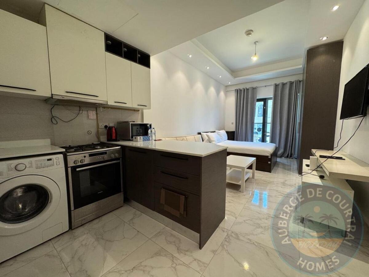 Sleek & Stylish Fully Furnished Joya * Dubai